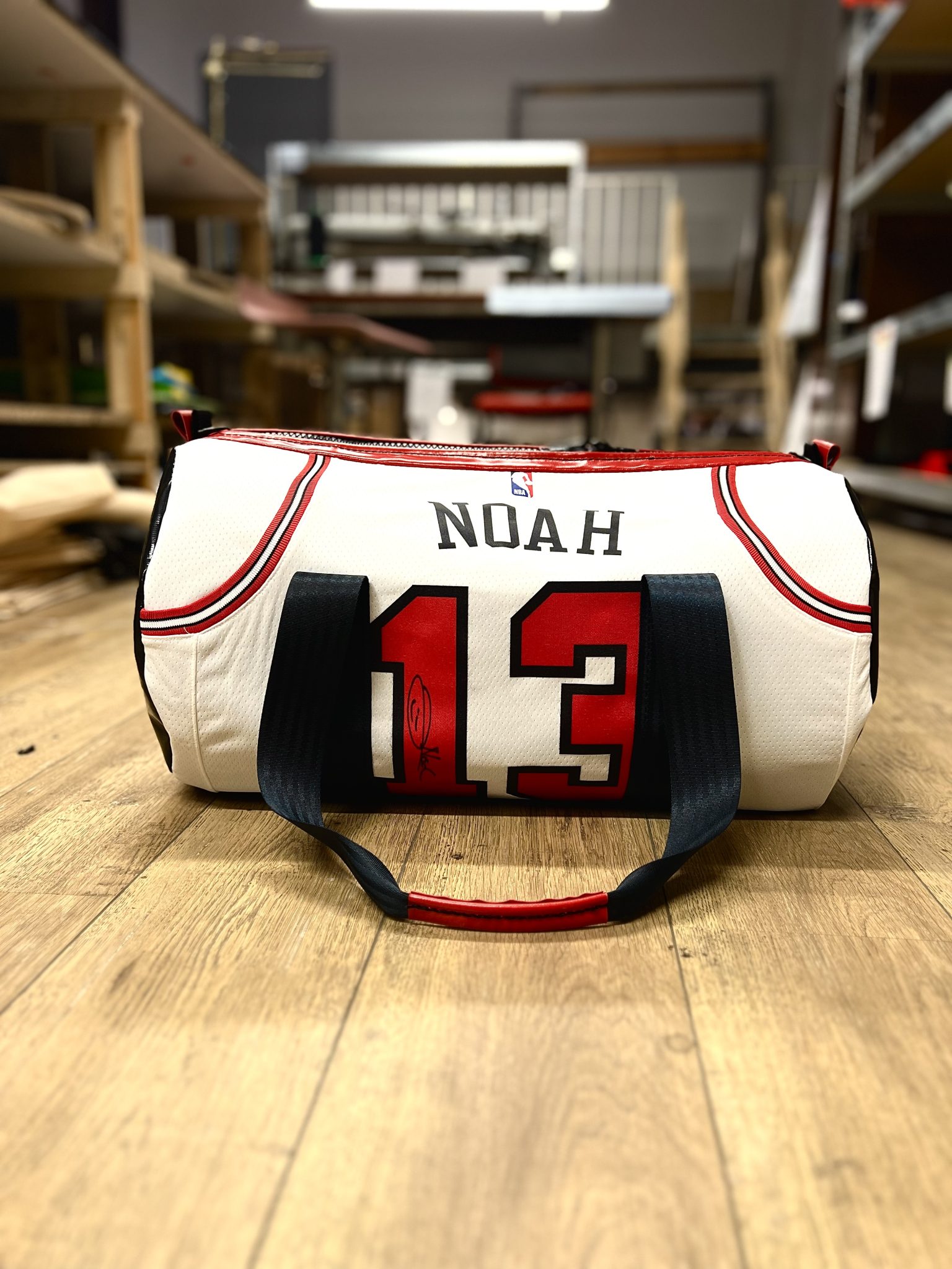 Un sac Joakim Noah sur demande des Chicago Bulls