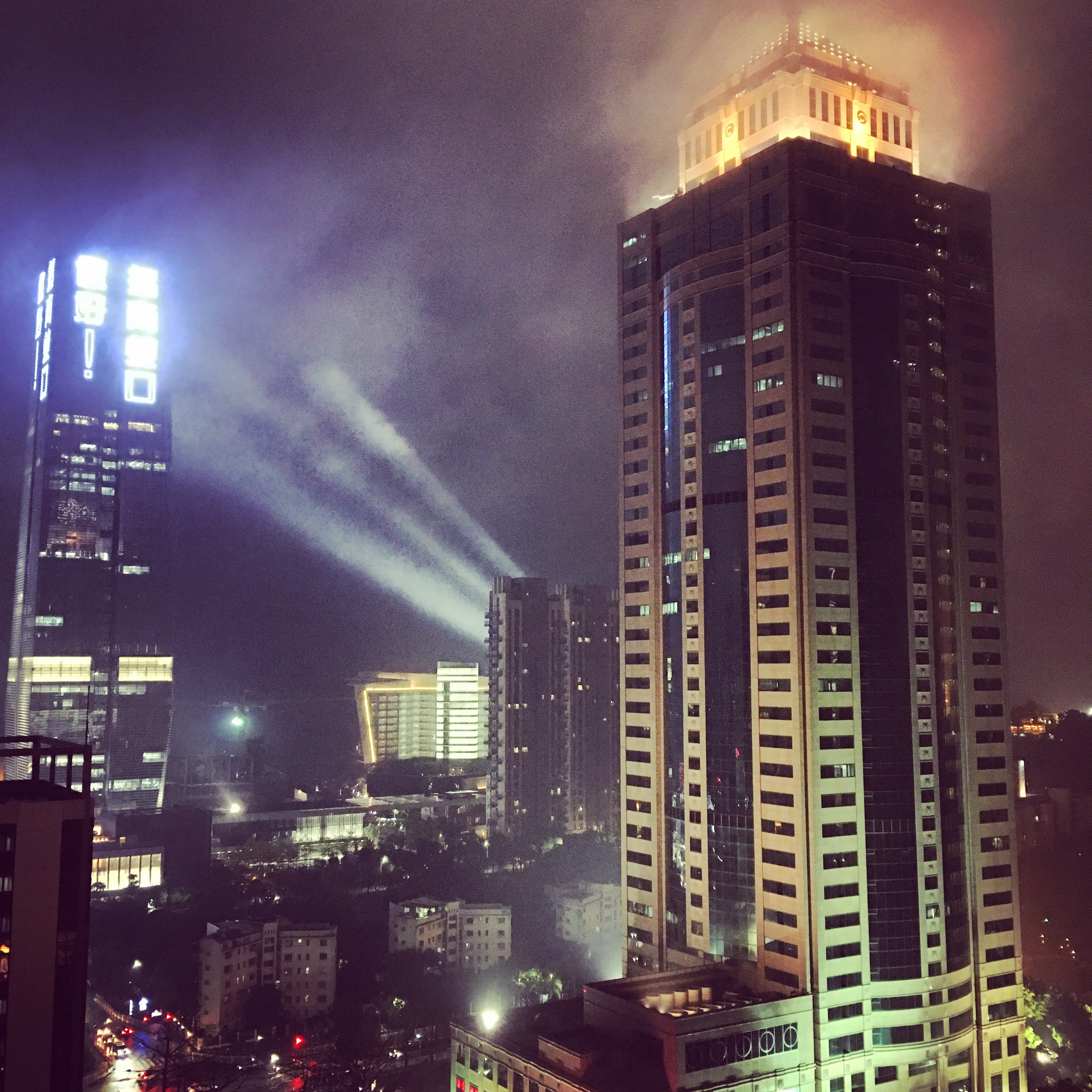 Une soirée bien humide après les pluies de la journée