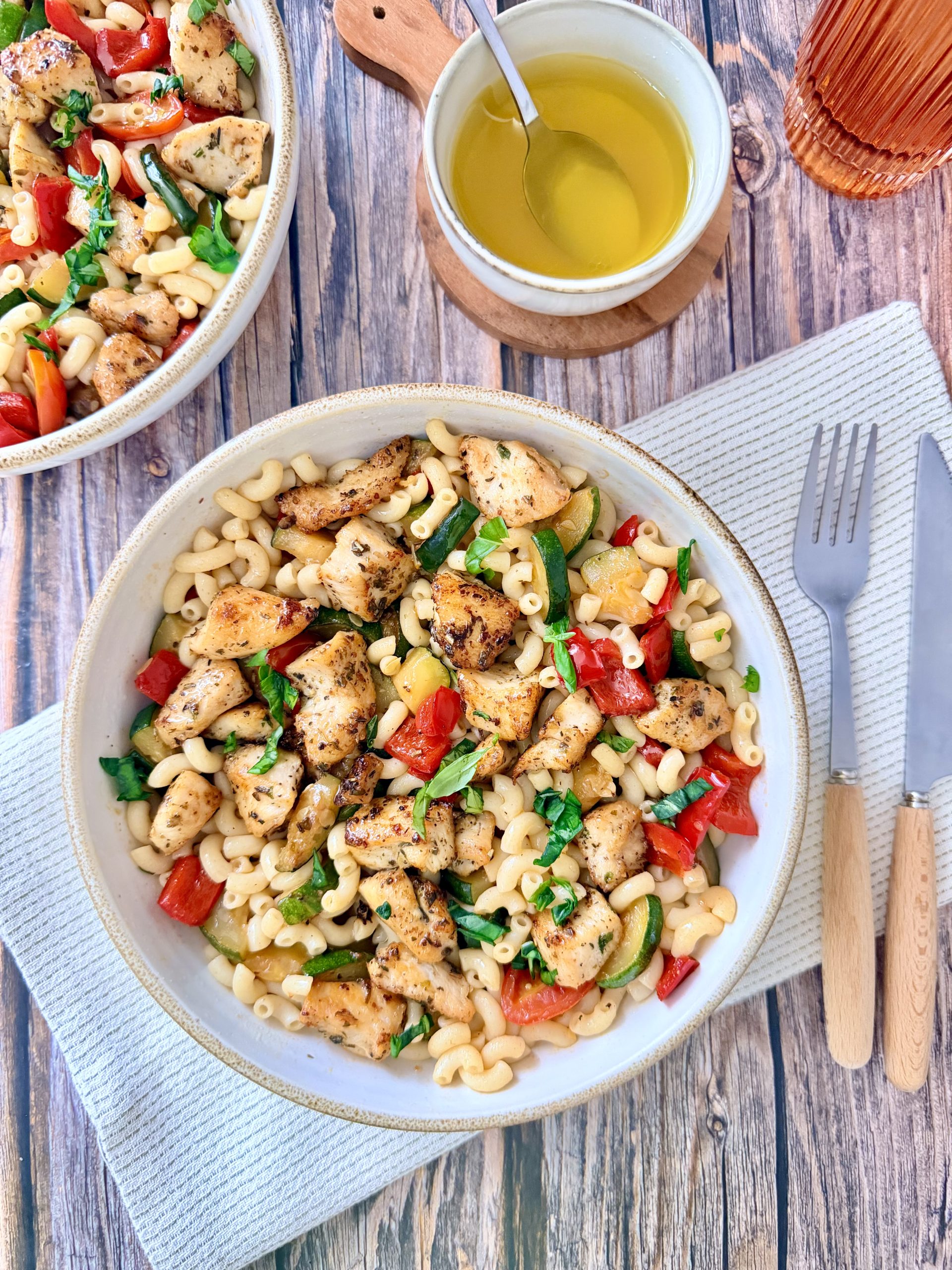 Salade de pâtes au Poulet & Légumes Grillés