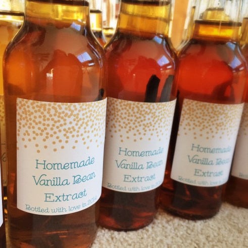 Homemade Vanilla Extract Gifts!