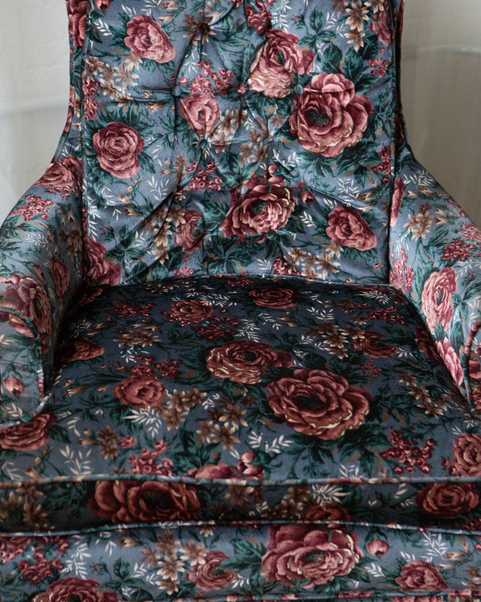 Pair of Vintage Tufted Floral Velvet High Back Chairs - Image 3