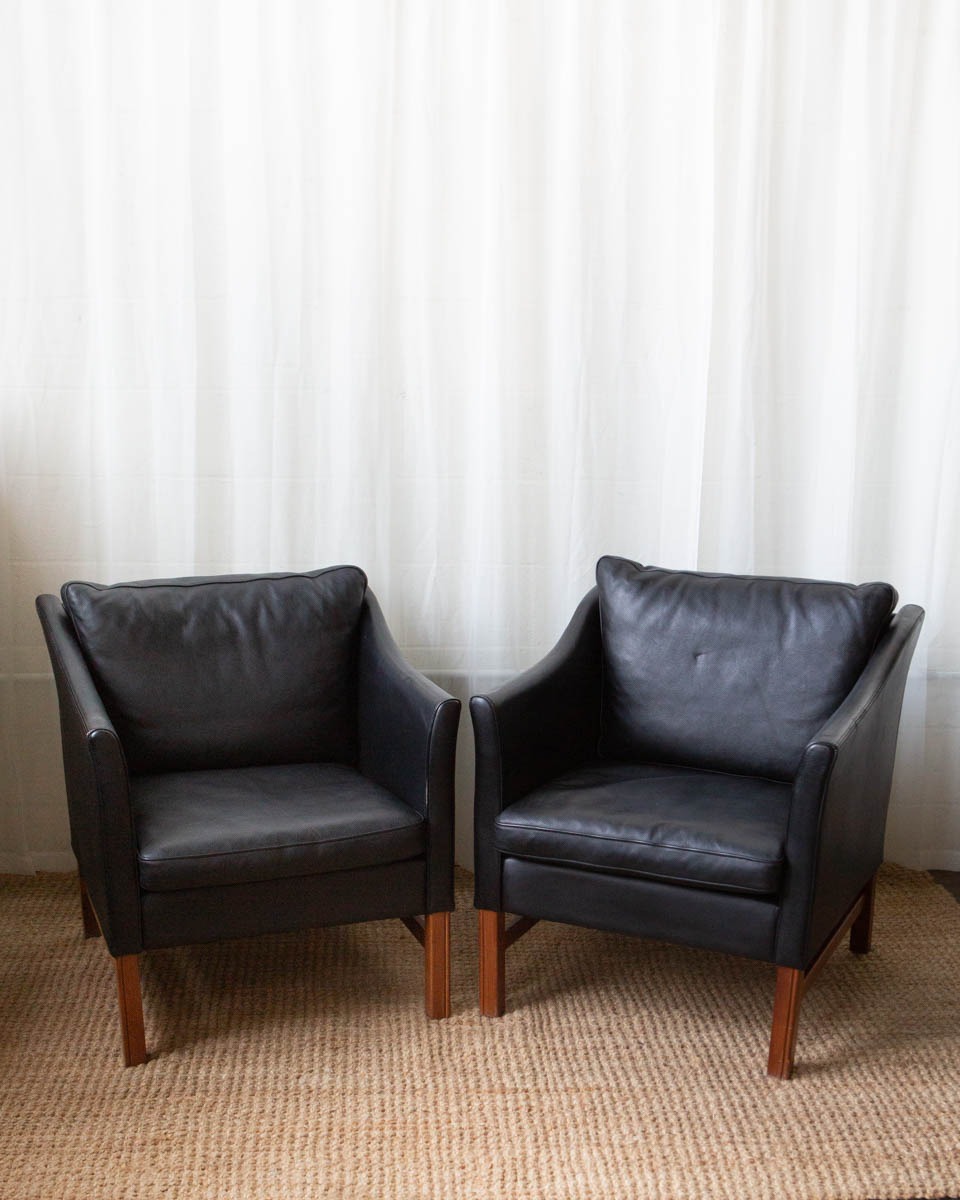 Skippers Møbler Leather Lounge Chairs