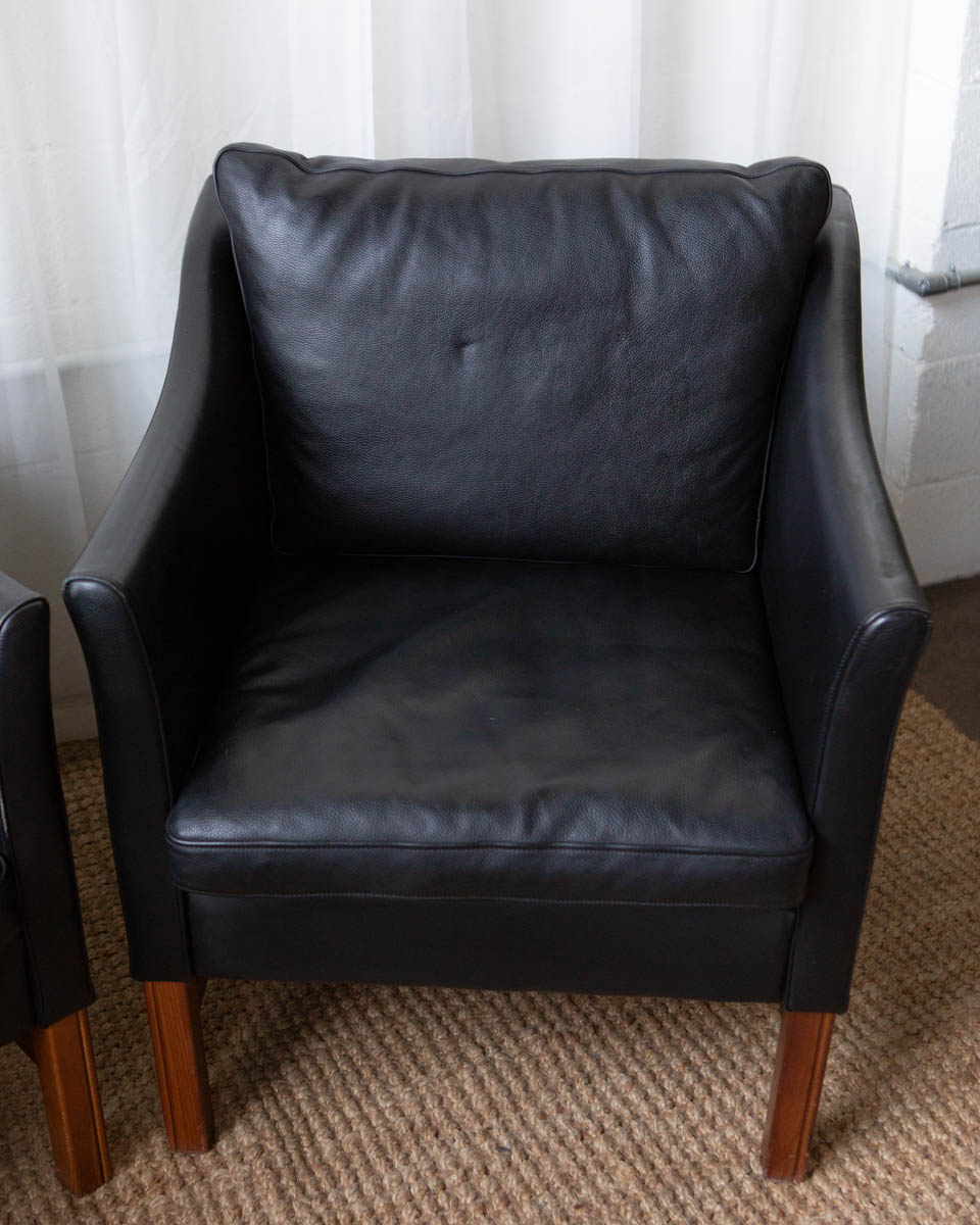 Skippers Møbler Leather Lounge Chairs - Image 13