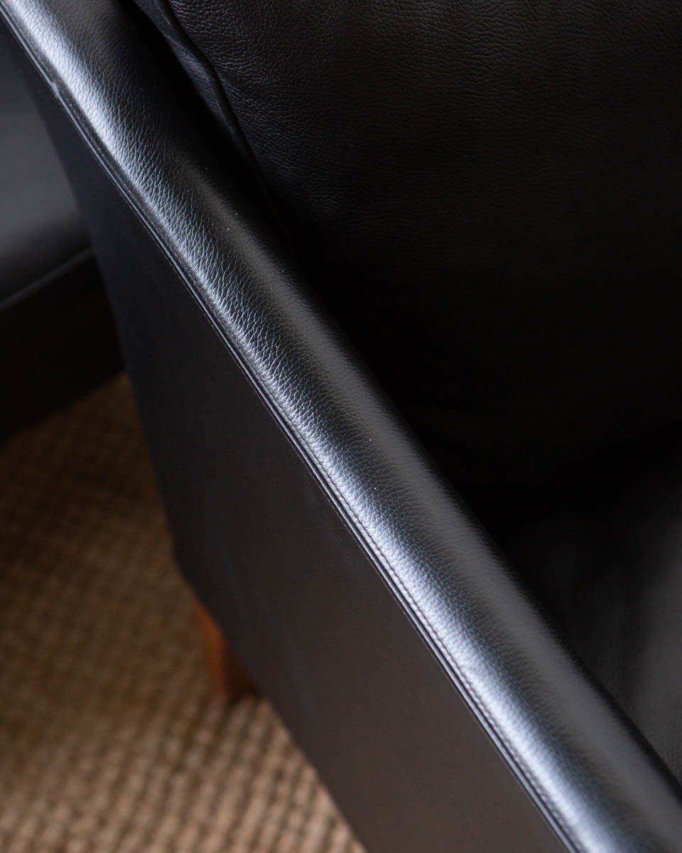 Skippers Møbler Leather Lounge Chairs - Image 4