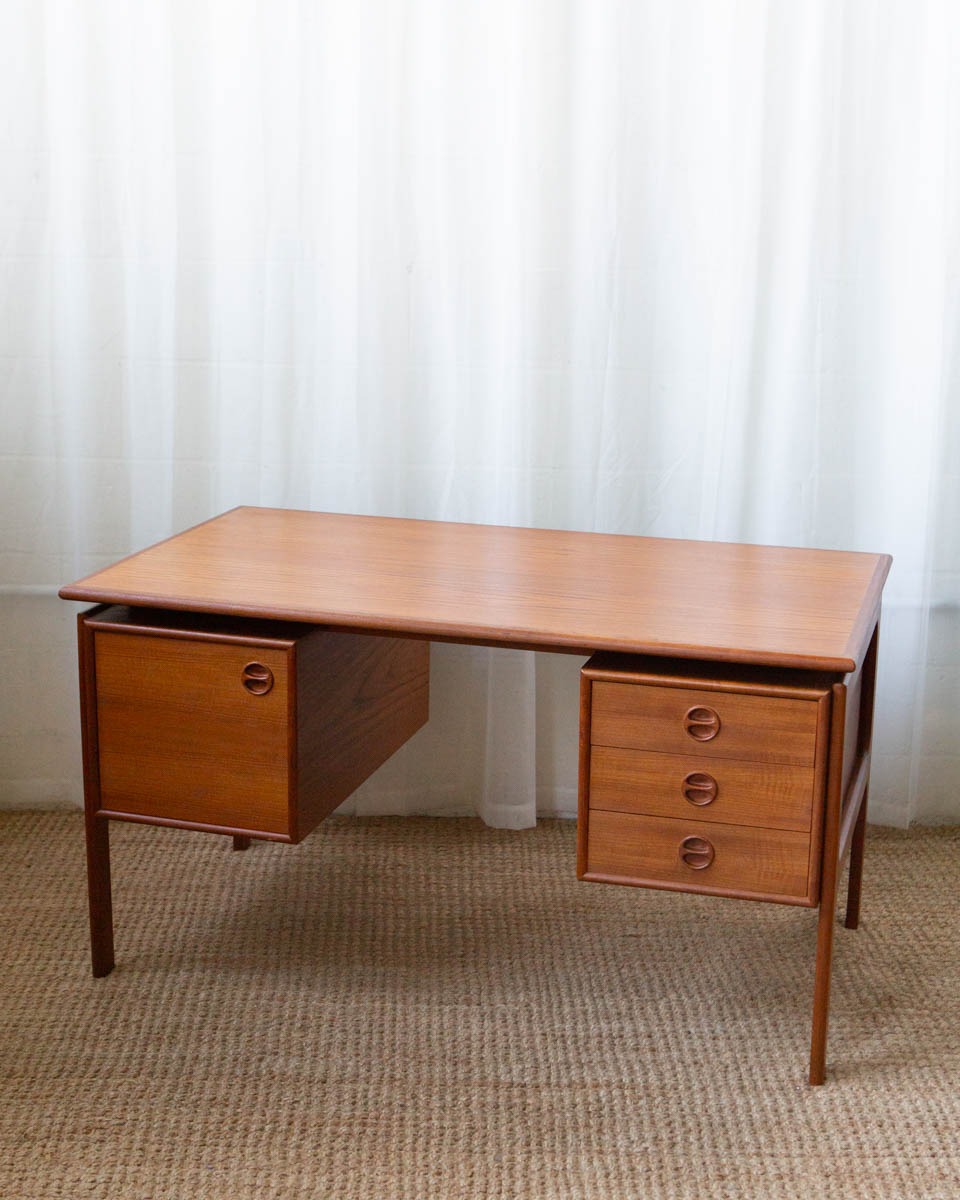 Arne Vodder Danish teak writing desk