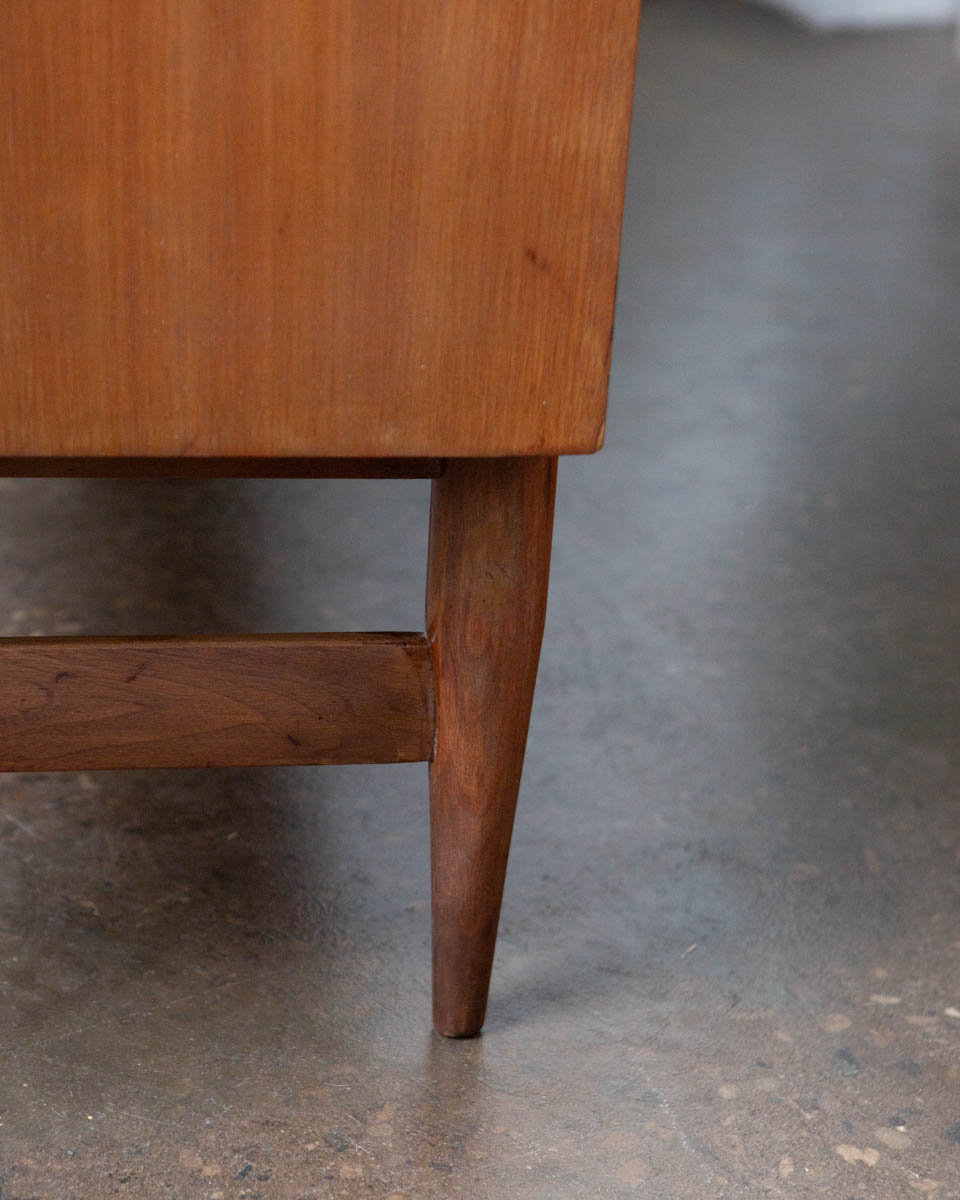 1950s Mid-Century Modern Sideboard Credenza