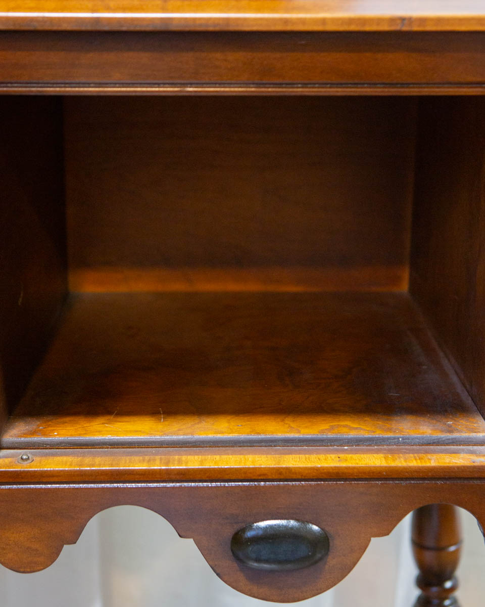 Vintage American Colonial Revival Hutch / Sideboard
