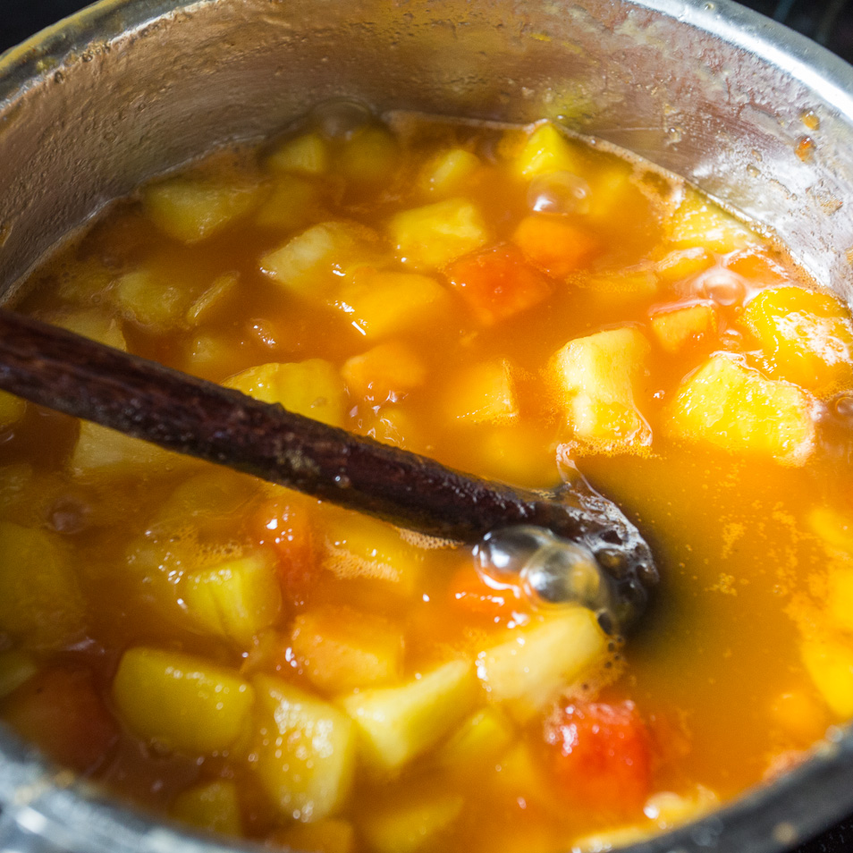 Fruktpuré av exotiska frukter