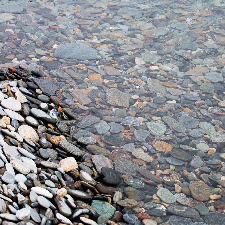 Runda stenar i Torneträsk