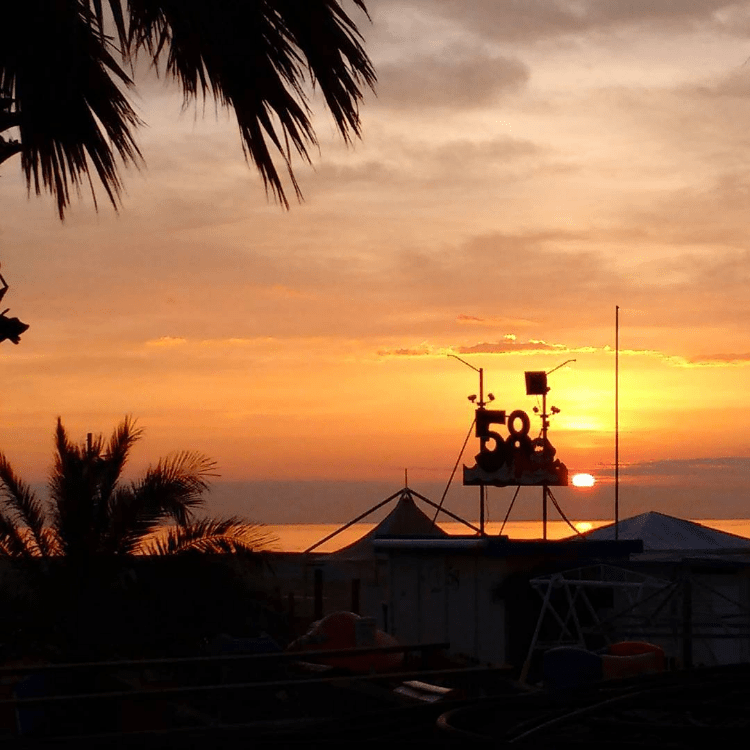 Rimini - Alba sul bagno 58