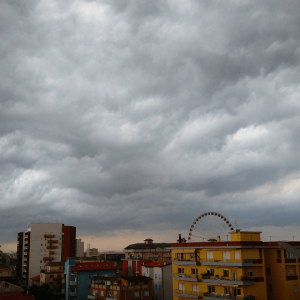 Heavy clouds, but no rain