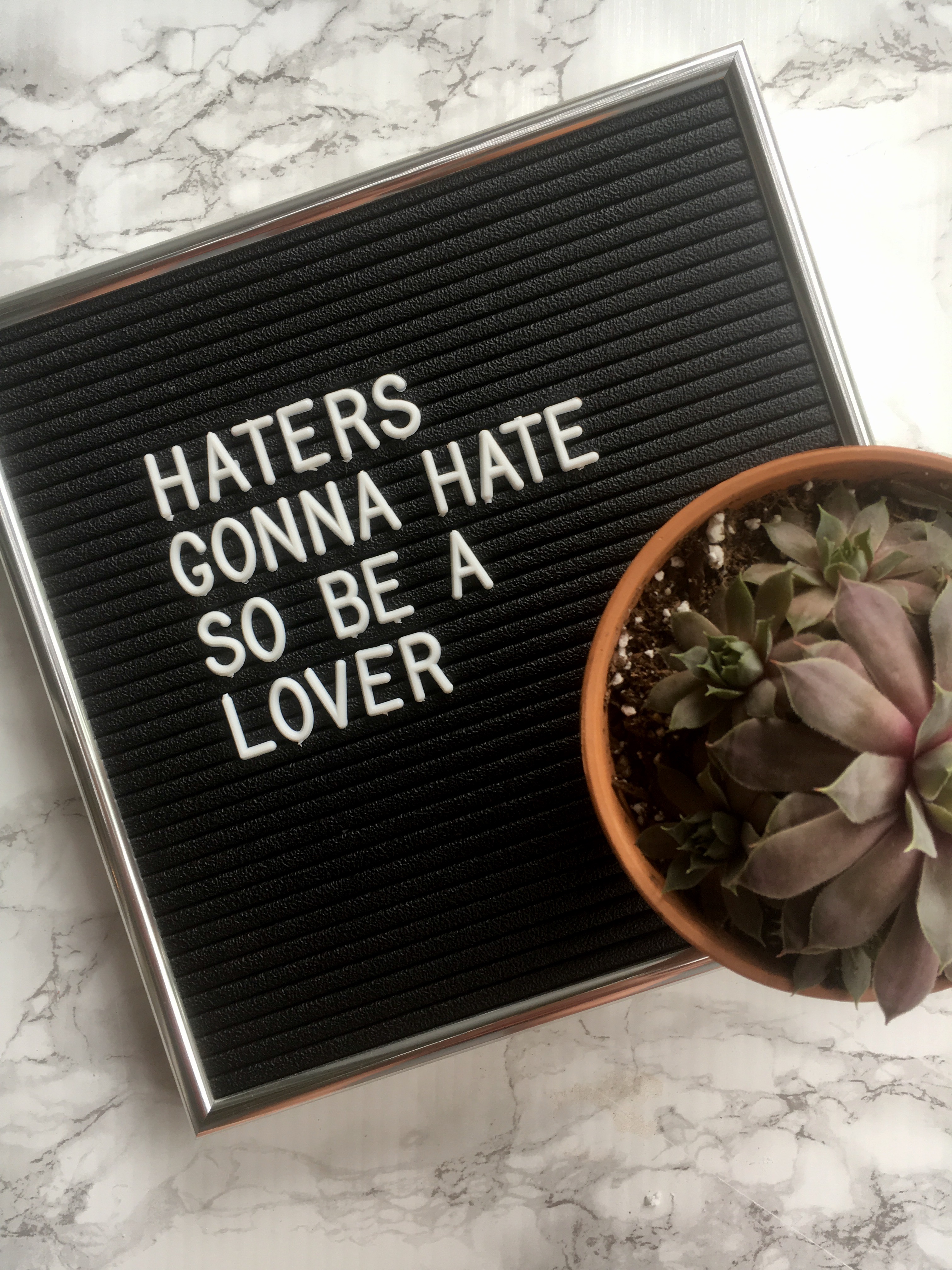 Sunday Reading on lexeats.com