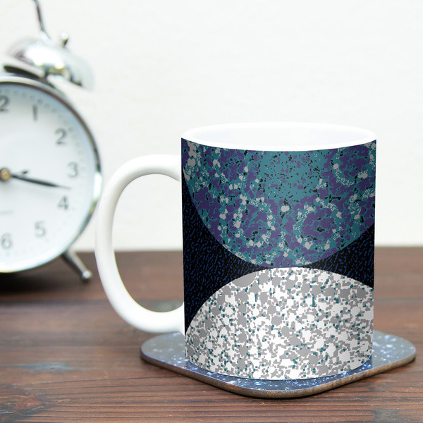 Mug (moons)