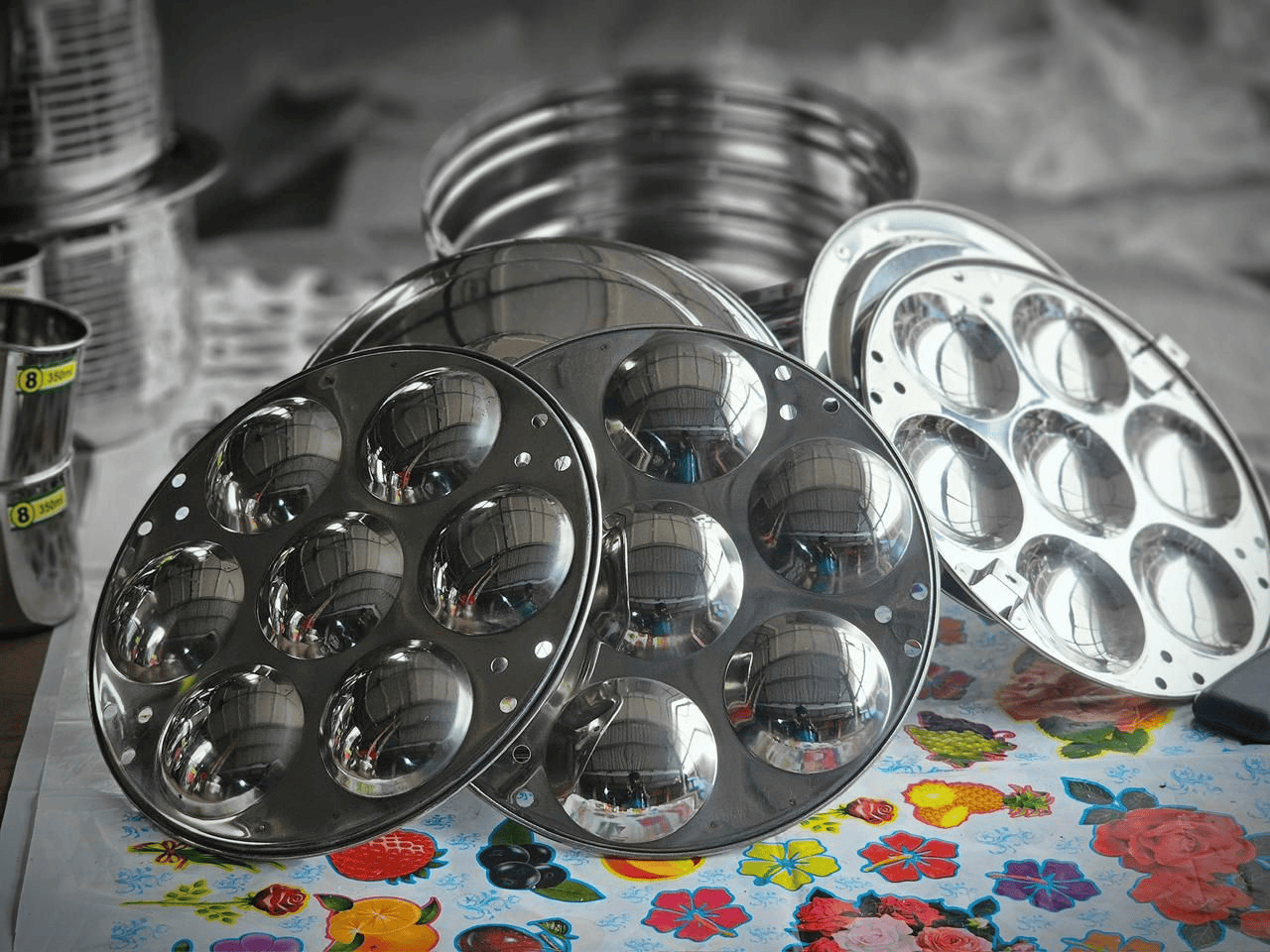 Stainless steel idli plates
