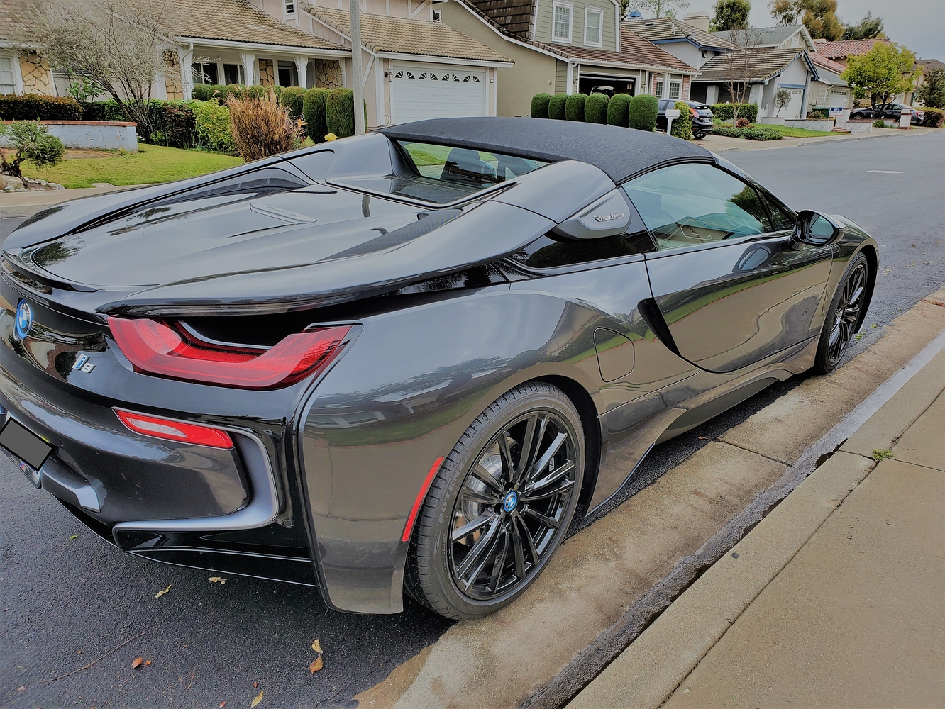 2019 bmw i8 roadster 168k msrp $923/month+tax + $7k msds lease take