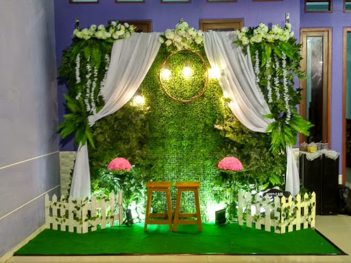 Dekorasi panggung, dekorasi panggung pengajian, dekorasi panggung maulid nabi sederhana, dekorasi pengajian simple, dekorasi pengajian . Ritama Party Planner Event Organizer Eo Party Planner Birthday Party Bridal Shower Party Kids Sweet Seventen Arisan Aqiqah Graduation Dll