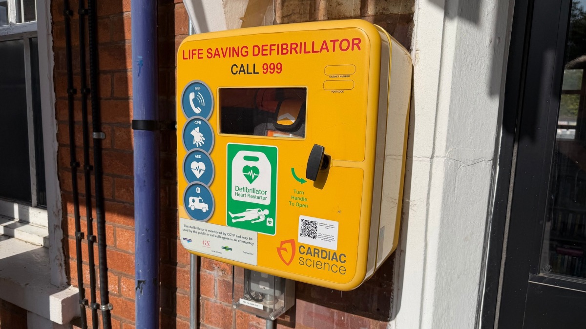 Fresh calls for community defibrillators to be unlocked - over ‘additional barriers’ for deaf people