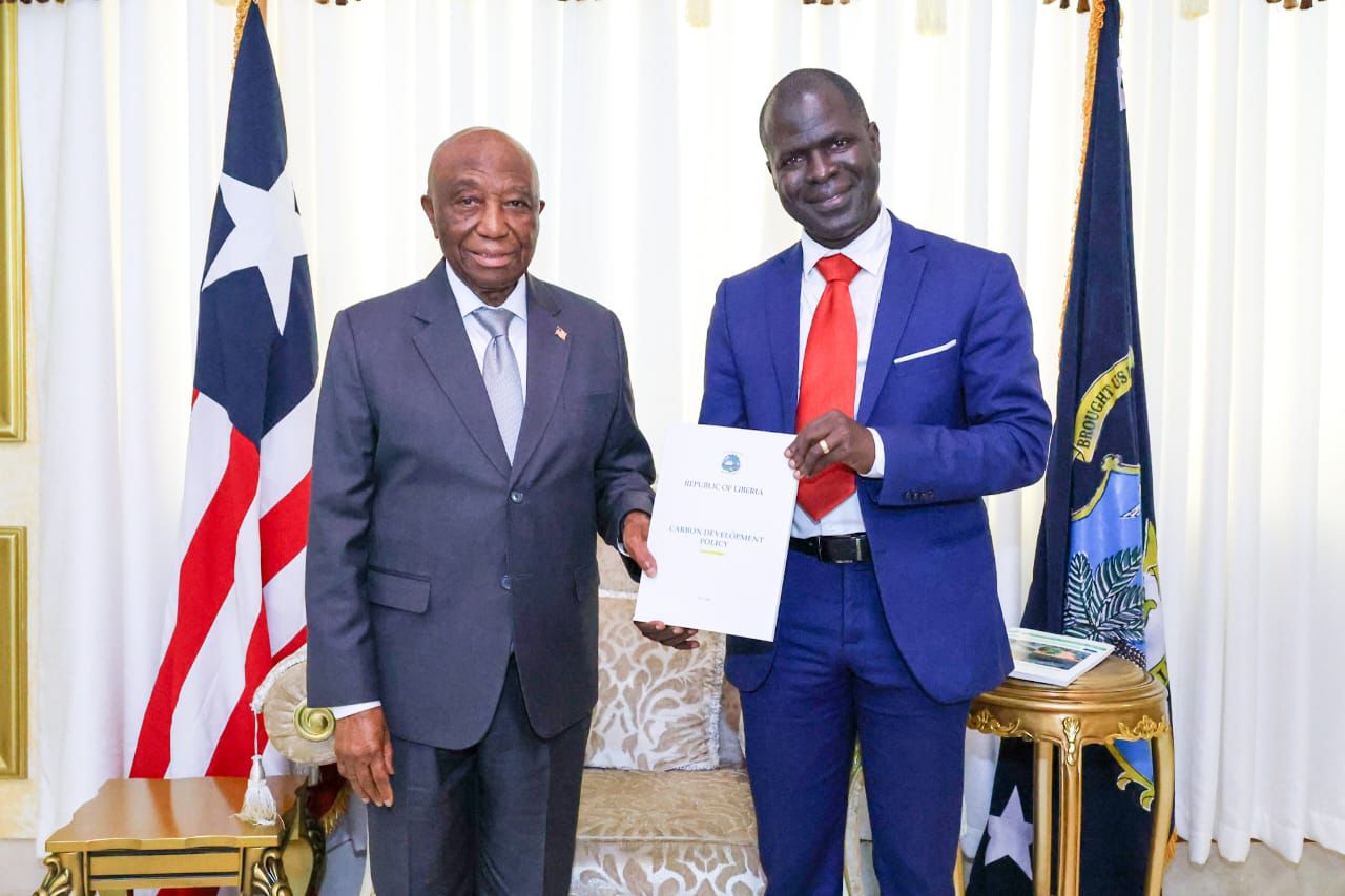 Liberia presents draft carbon policy to President Boakai