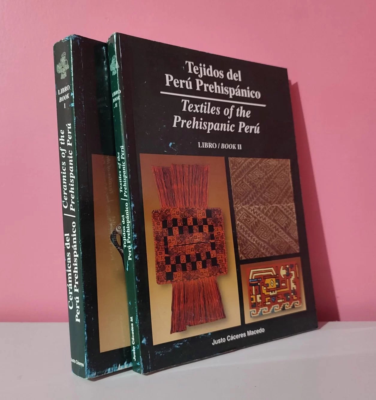 Tejidos del Perú Prehispánico / Textiles of the Prehispanic Peru