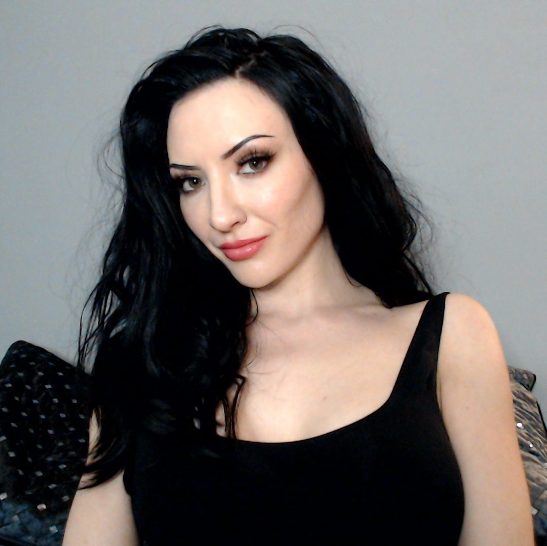 Star Focus: Evangeline Vada