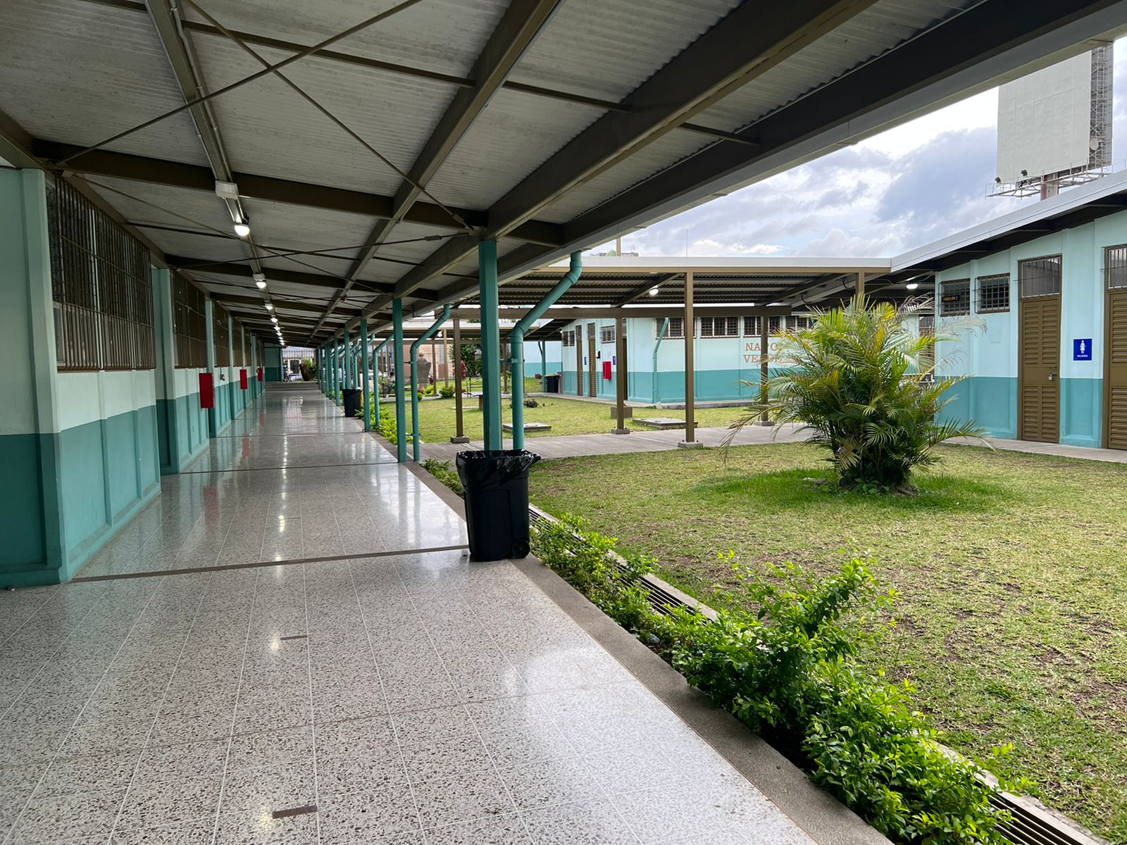 Liceo José Joaquín Jiménez Núñez, Liceo Napoleón Quesada Salazar. Pabellón de aulas 2