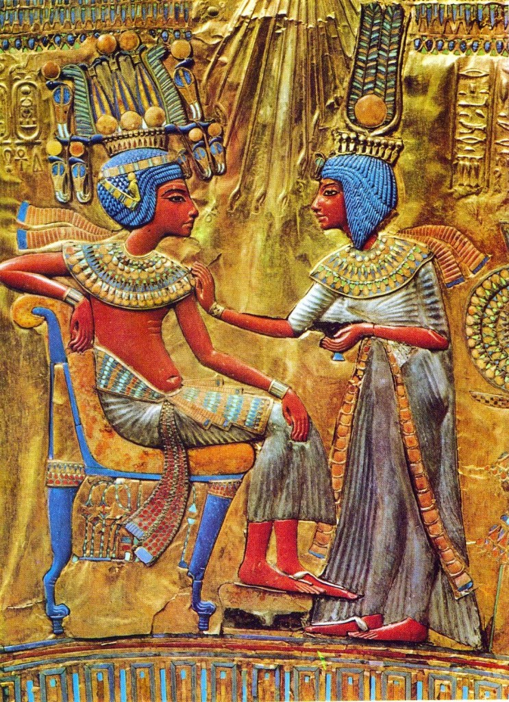 Chi tiết trên ngai vàng của Tutankhamun: Pharaoh cùng hoàng hậu A