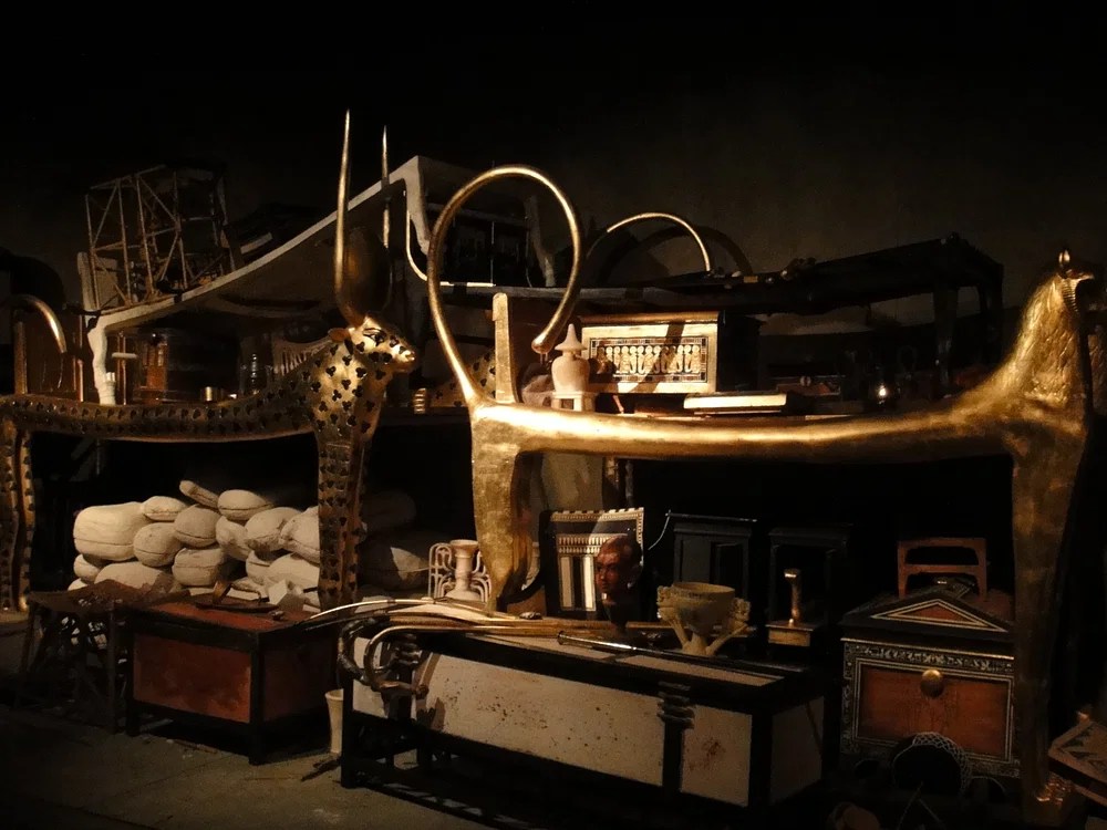 Tiền sảnh trong lăng mộ Tutankhamun