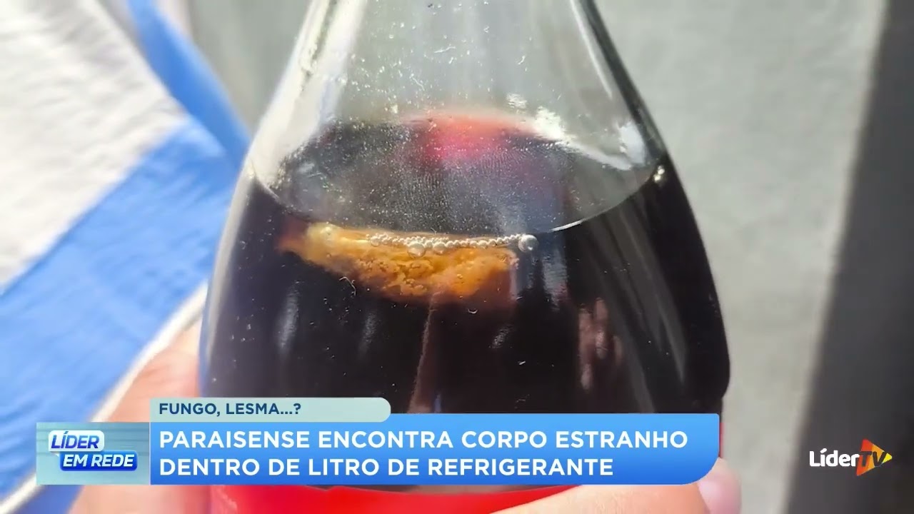 Consumidor encontra corpo diferente dentro de um litro de refrigerante da Coca-Cola