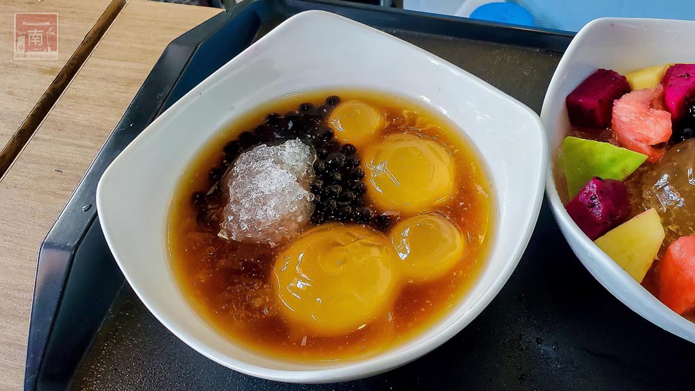 【屏東美食】來碗可愛海龜造型愛玉，小海龜可以摸可以吃不會被罰錢~小本愛玉小琉球旗艦店