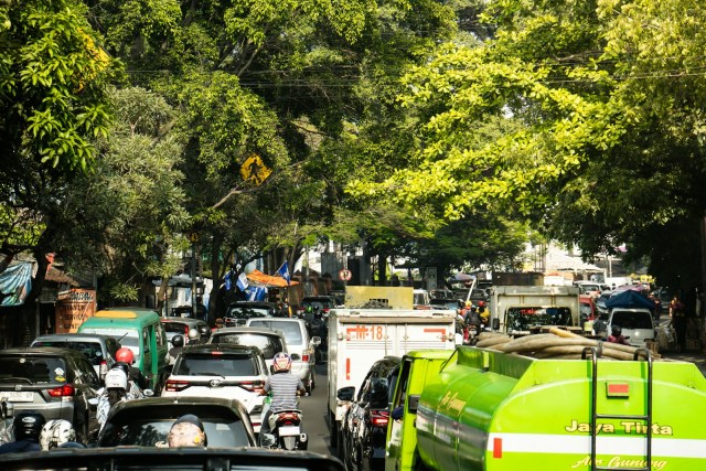 Heavy traffic jam with many cars.