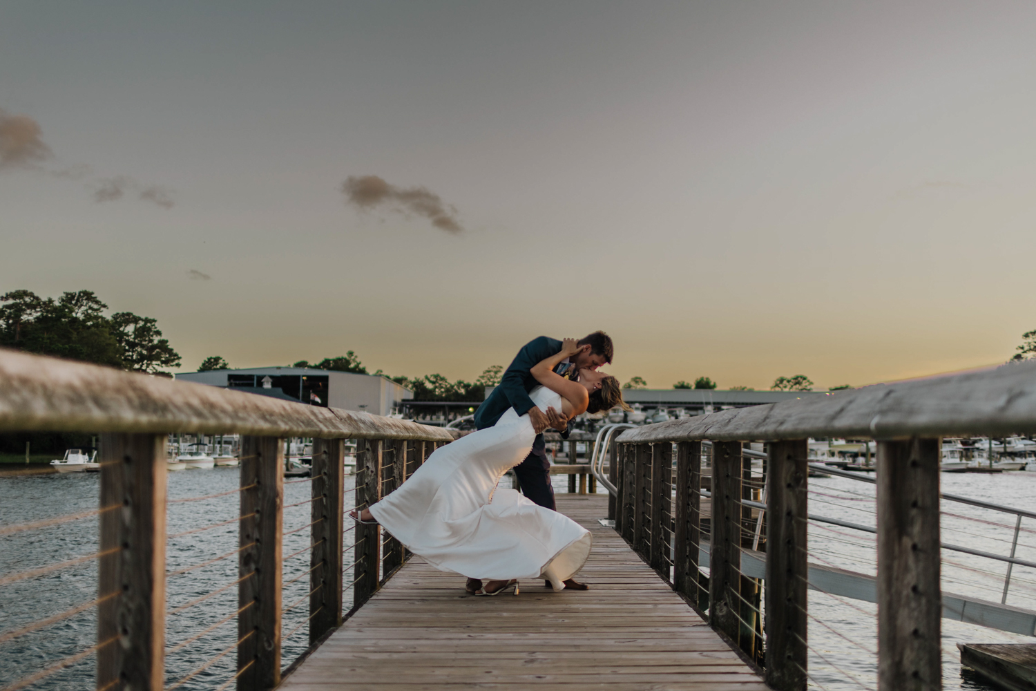 Airlie Gardens Wedding Photographer