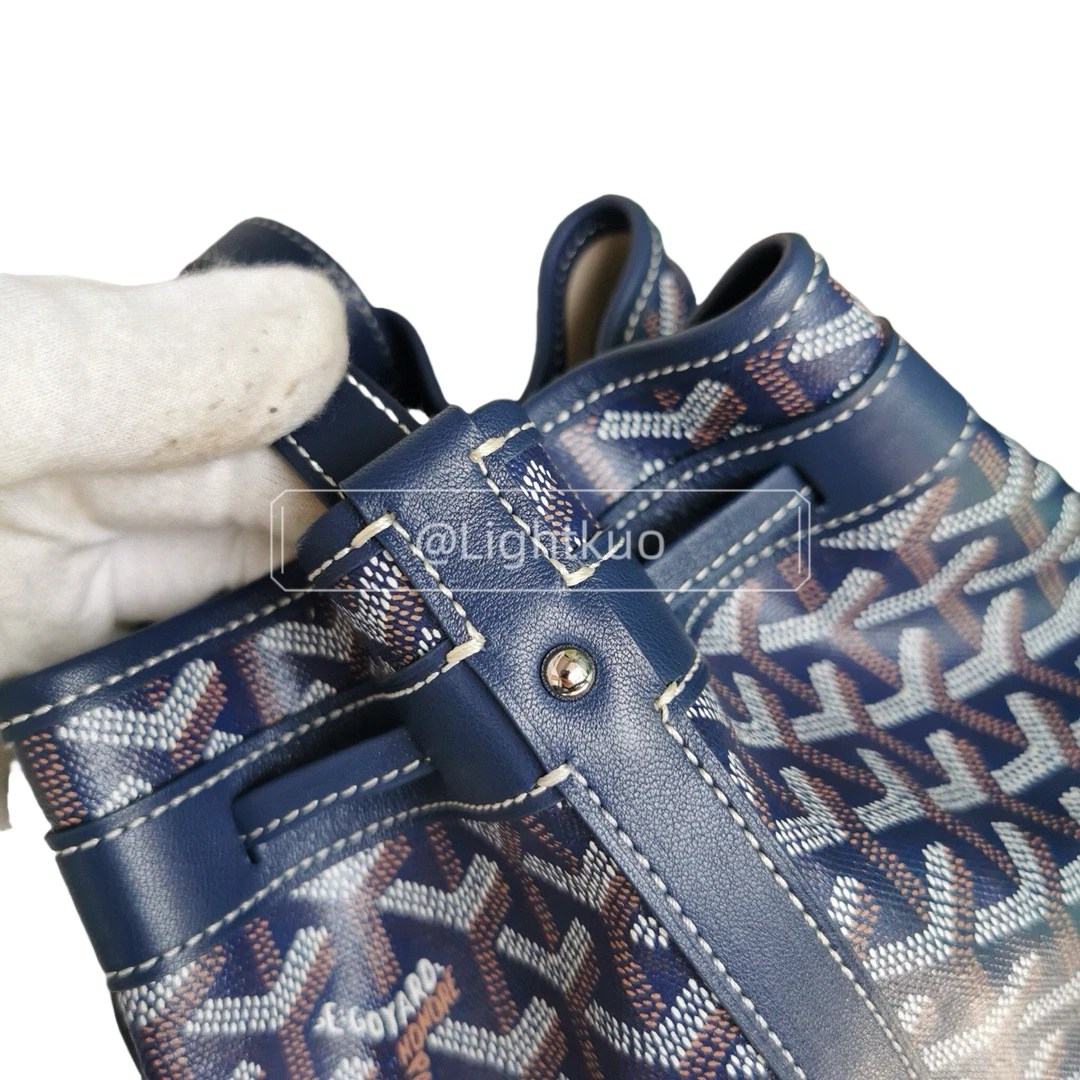 Goyard Petit Flot Bucket Bag - Navy Blue