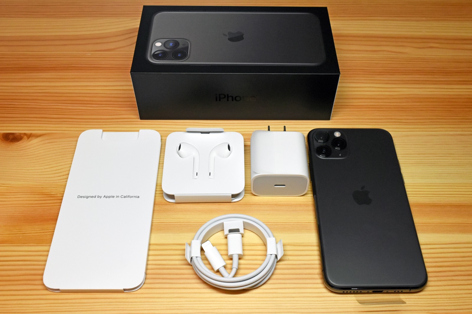 iPhone 11 Pro開封レビューとiPhone Xとの比較