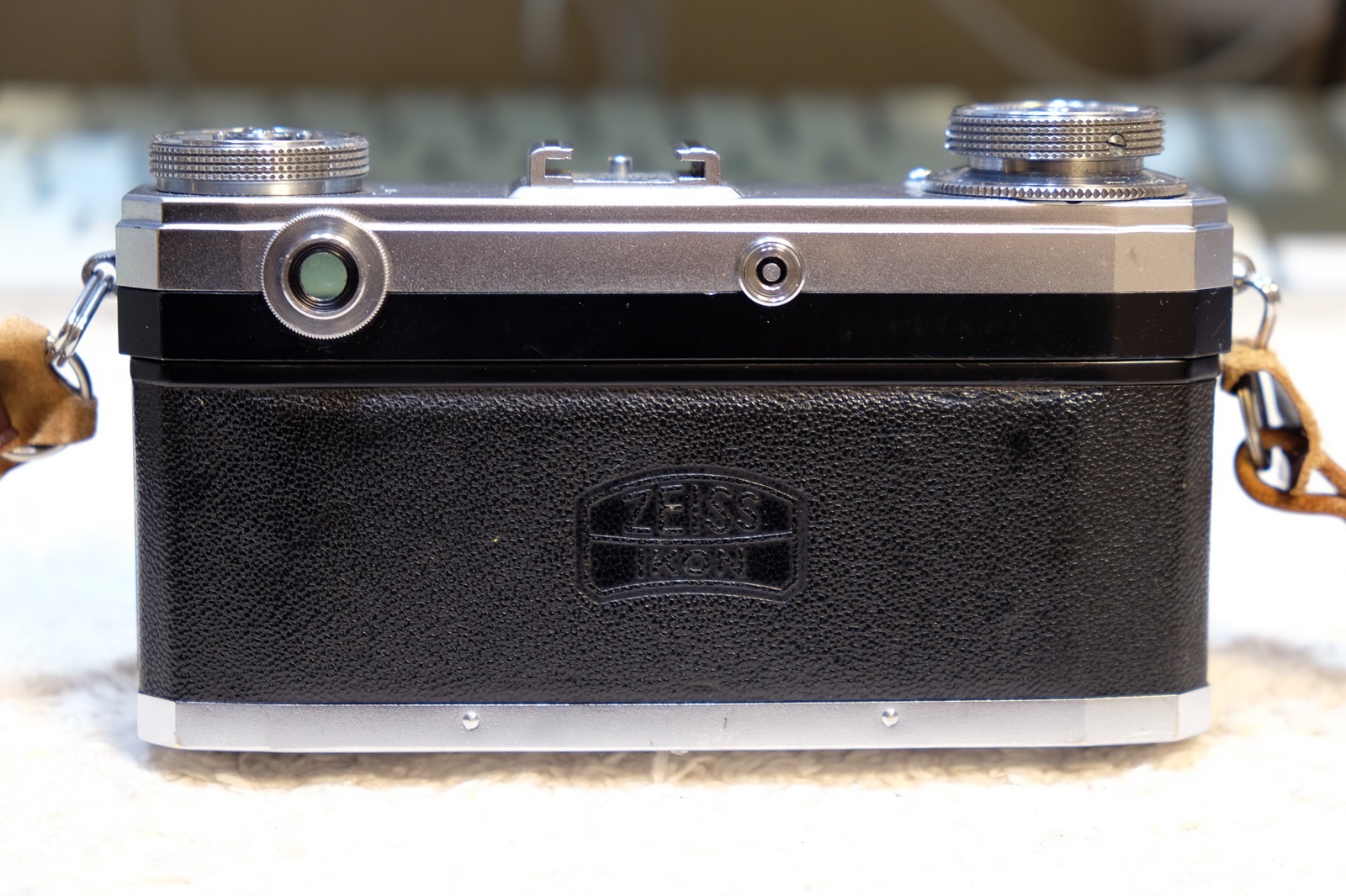 レンジファインダーカメラ「Contax IIa」で撮影に挑戦しました！外観と