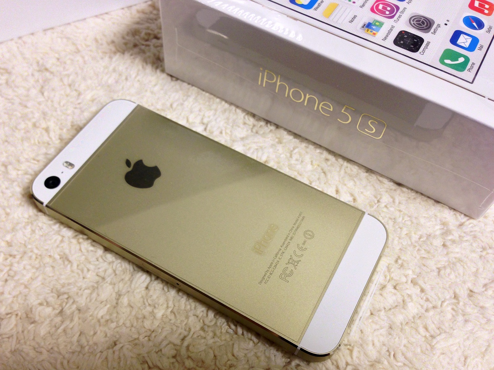 iPhone5sゴールド購入！開封レビュー