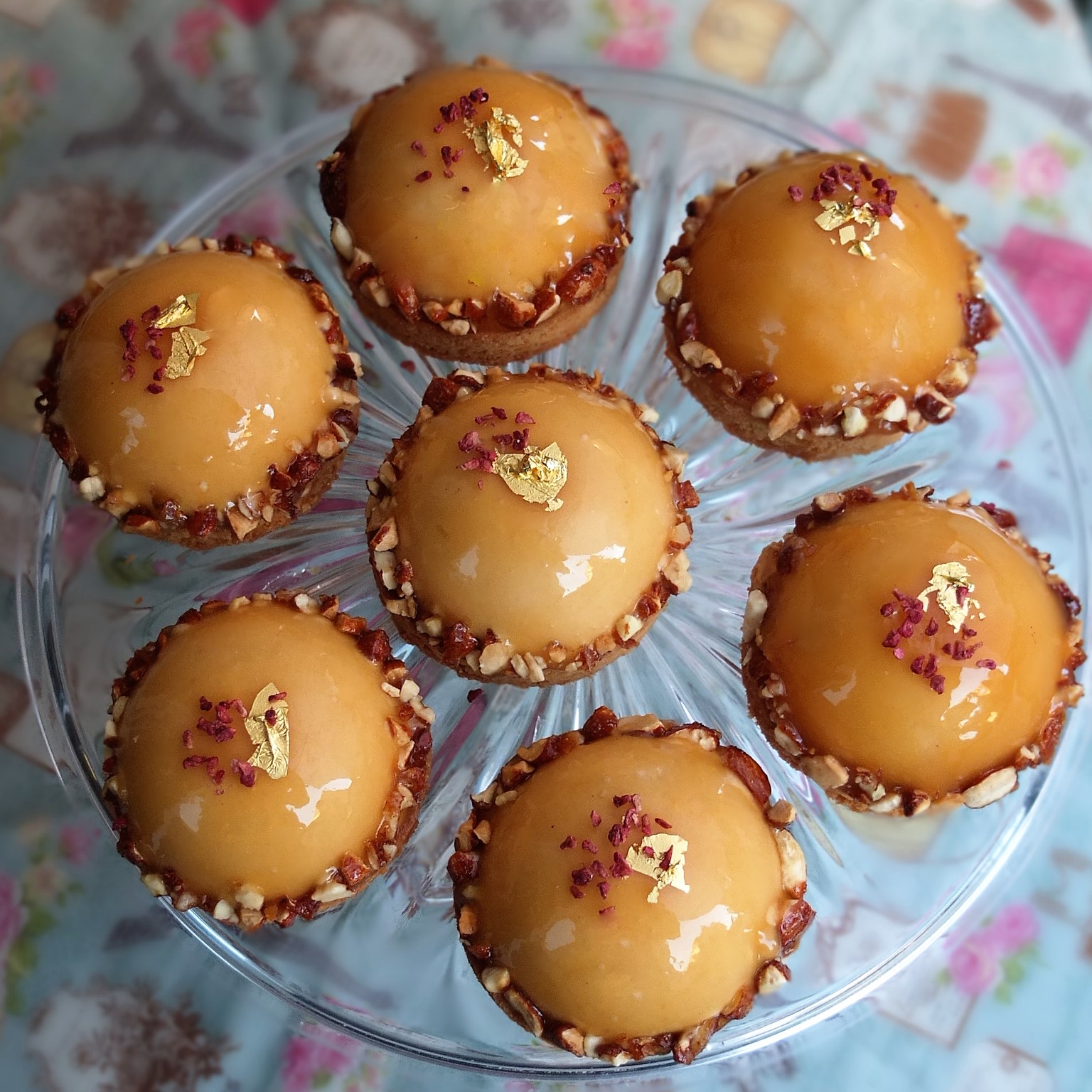 Dreams of Florence, caramel-raspberry dome cakes recipe | lili's cakes