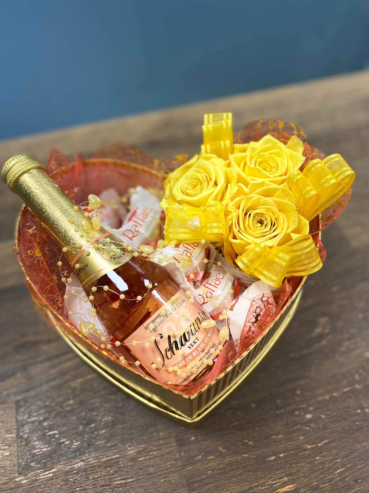 Uinuvate roosidega kinkekomplekt