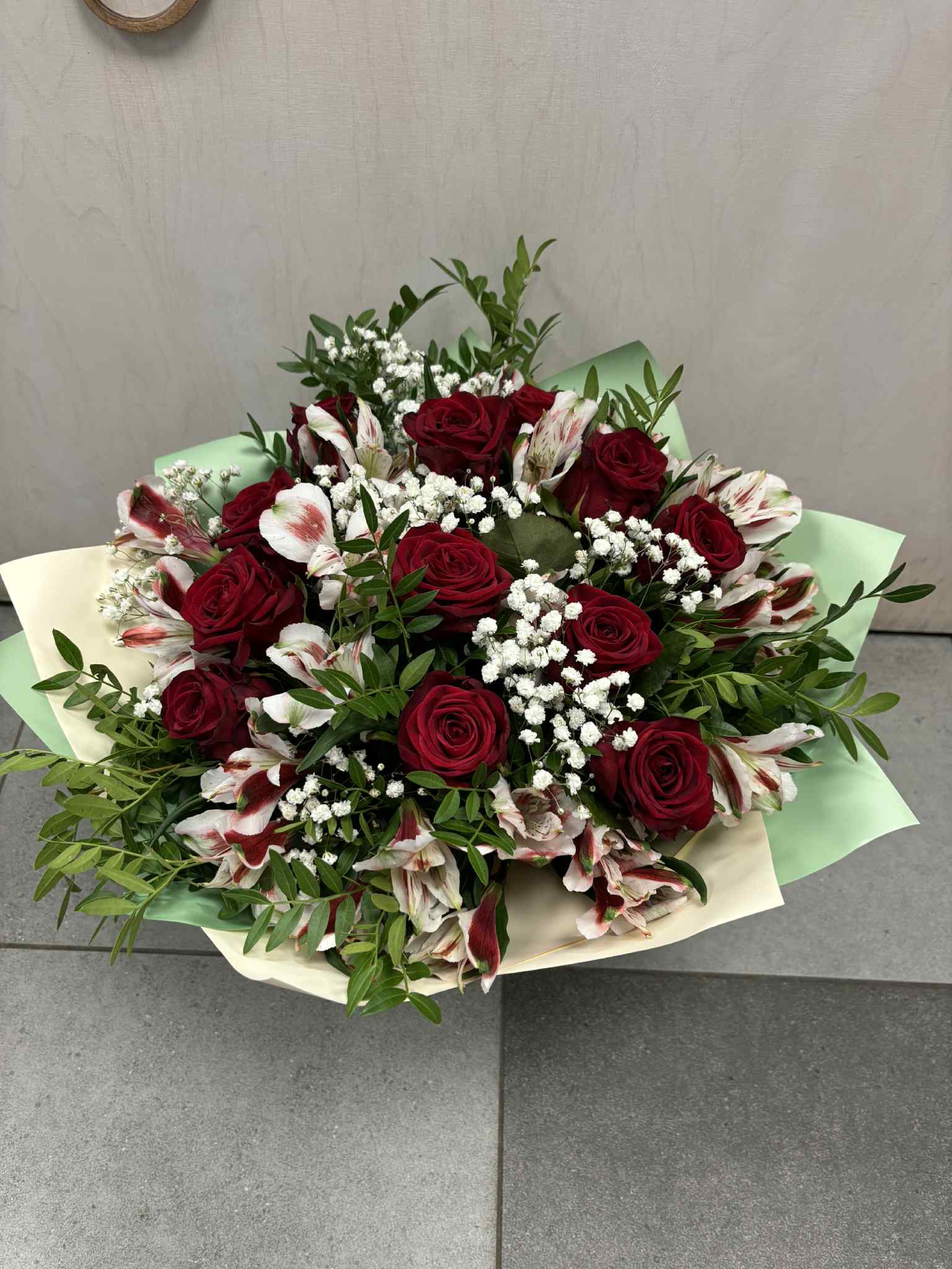 Suursugune lillekimp