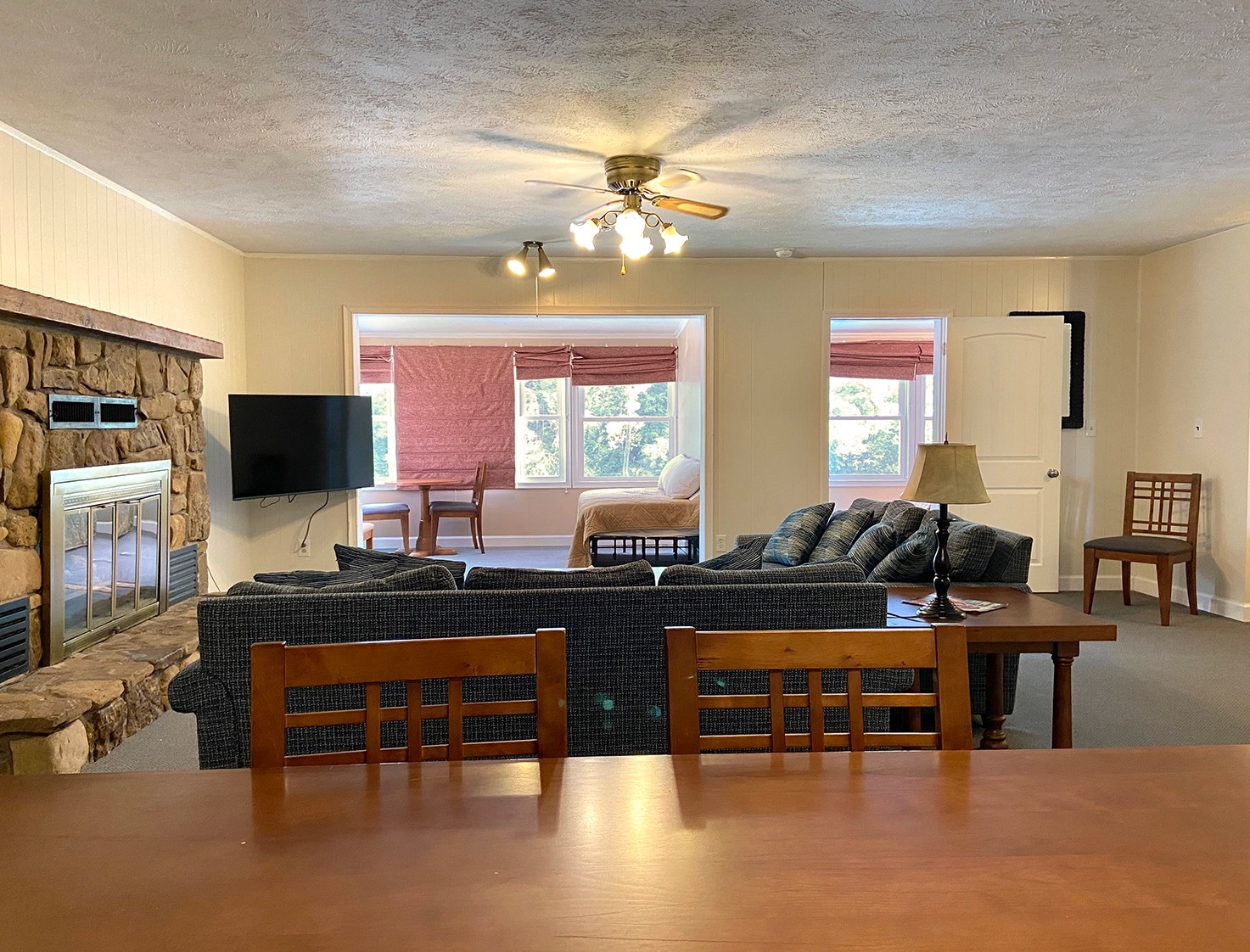 C - Dining Table View