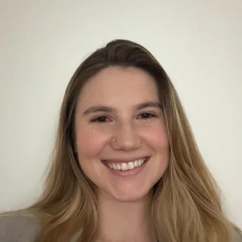 Emma, Client Experience Officer