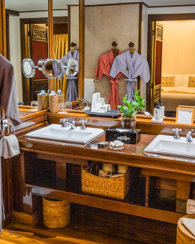 Belmond Governor's Residence, Bathroom - Yangon, Myanmar