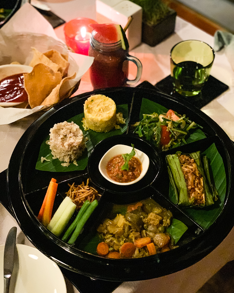 Villa Inle Boutique Resort, dinner - Inle Lake, Myanmar