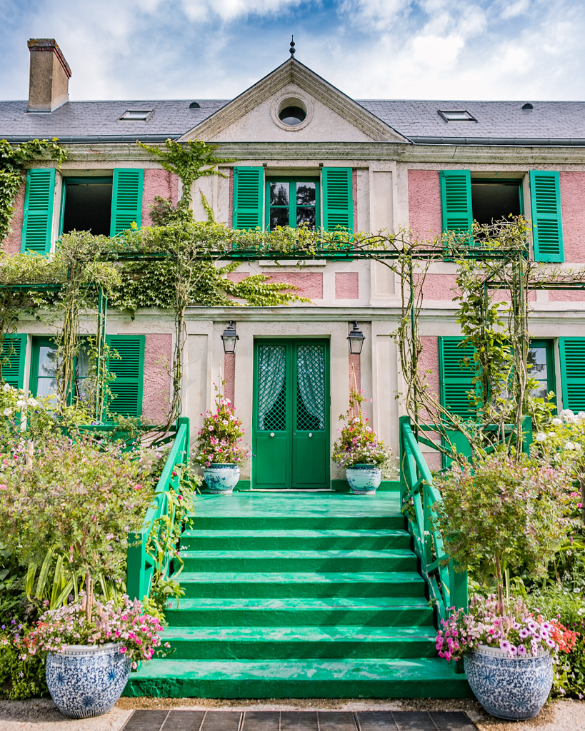 Visit the enchanting Monet's Garden in Giverny - Limitless Secrets