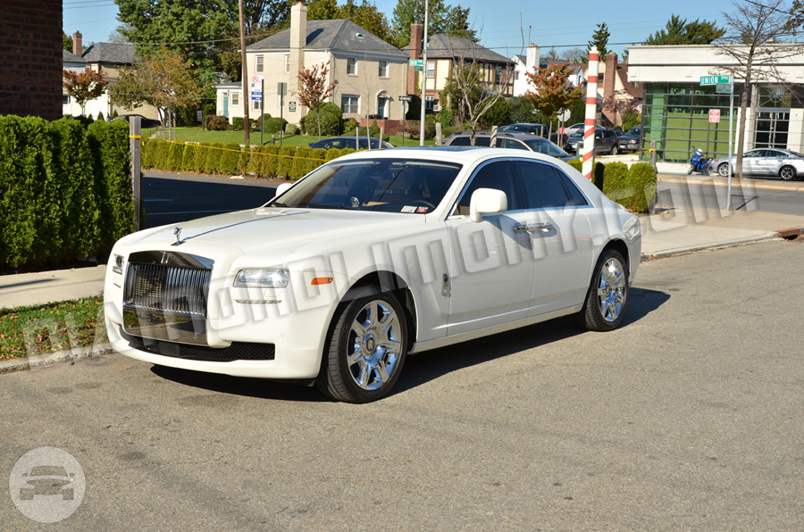 Rolls Royce Ghost Limousine Diamond Limousine Online