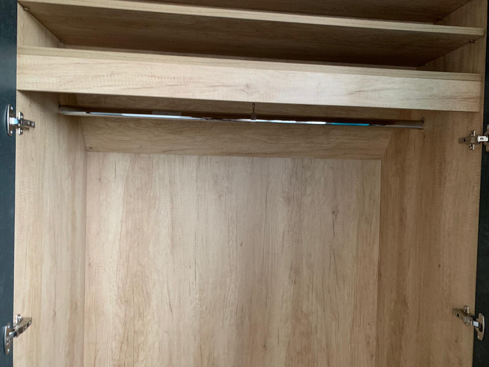 cabinet1