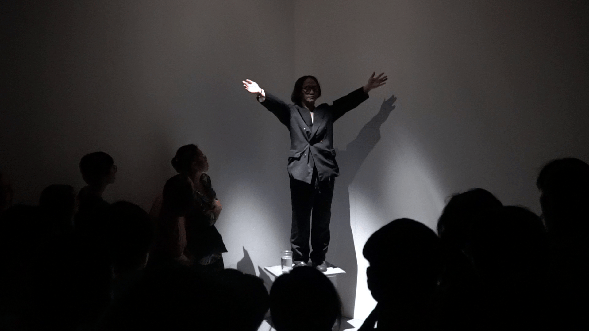 An Anti-Archive Performance