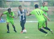 Gayeng,  Gusar FC Melawan Dindikpora FC, Hujan- hujanan Dilanjut Makan- makan