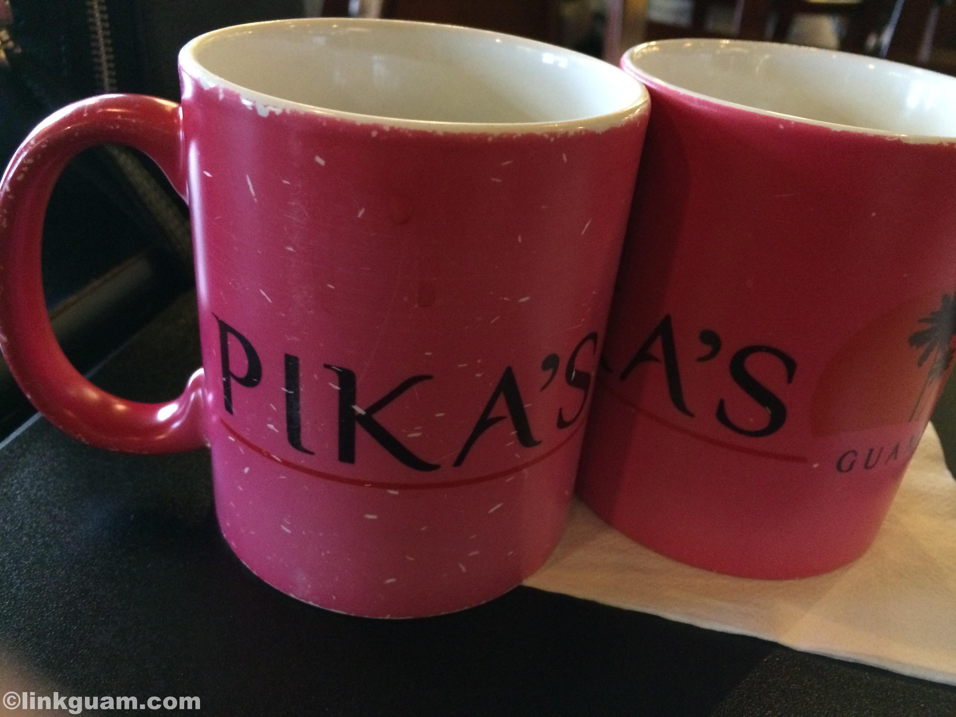 グアム　グルメ　レストラン　ピカズ　pikas cafe