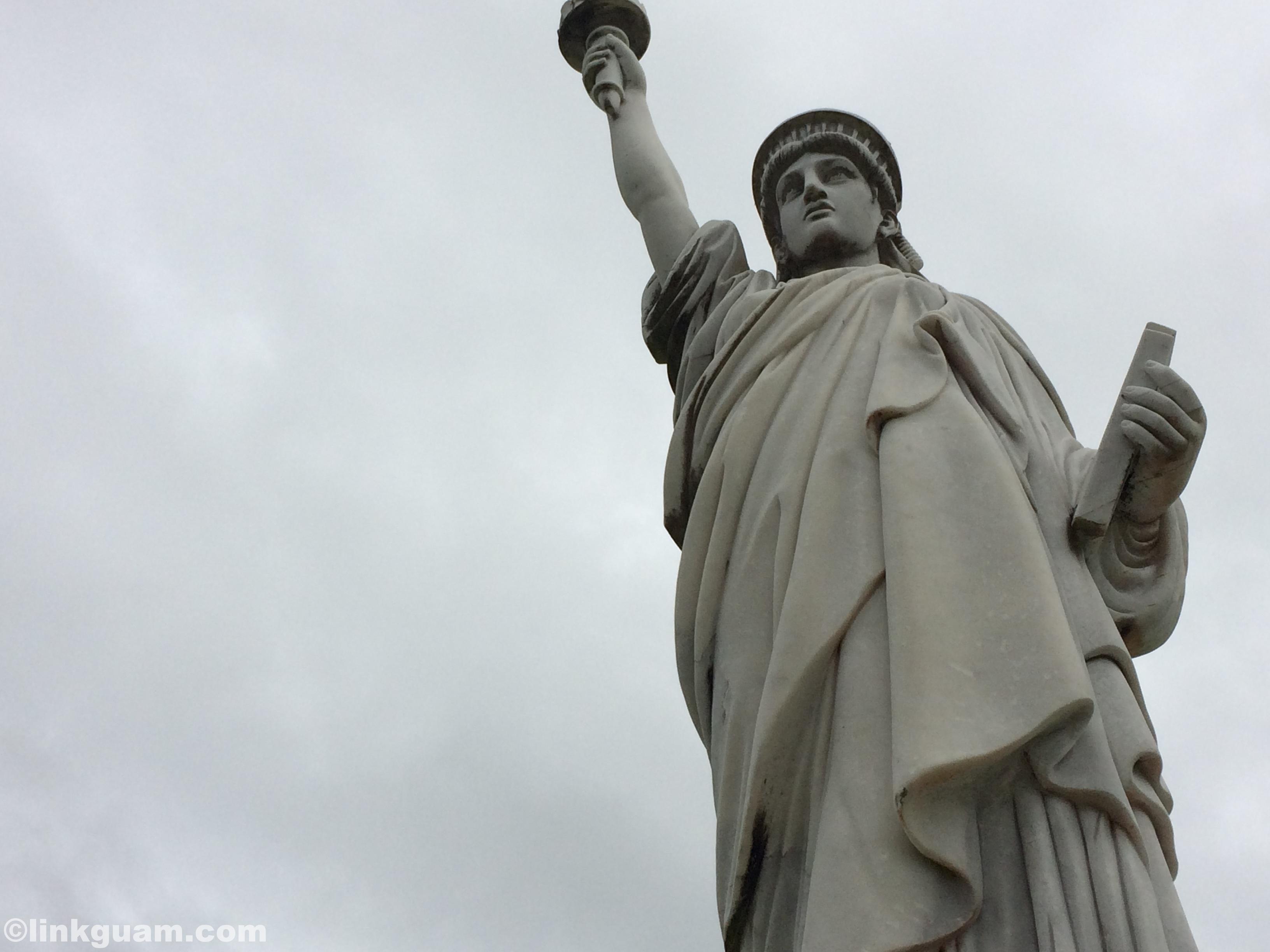 グアム自由の女神　パセオ　場所　行き方