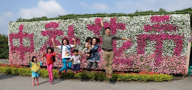 【親子遊】台中~幼兒園親子旅之很好拍的中社花海!